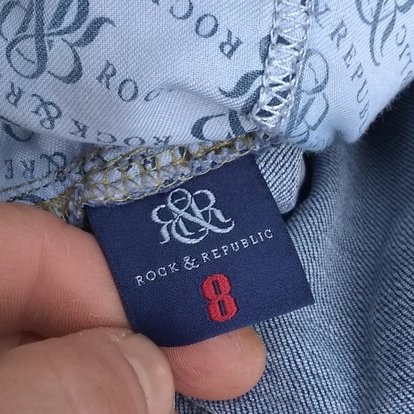 Rock and Republic Size 8 Jean Shorts - Picture 3 of 3